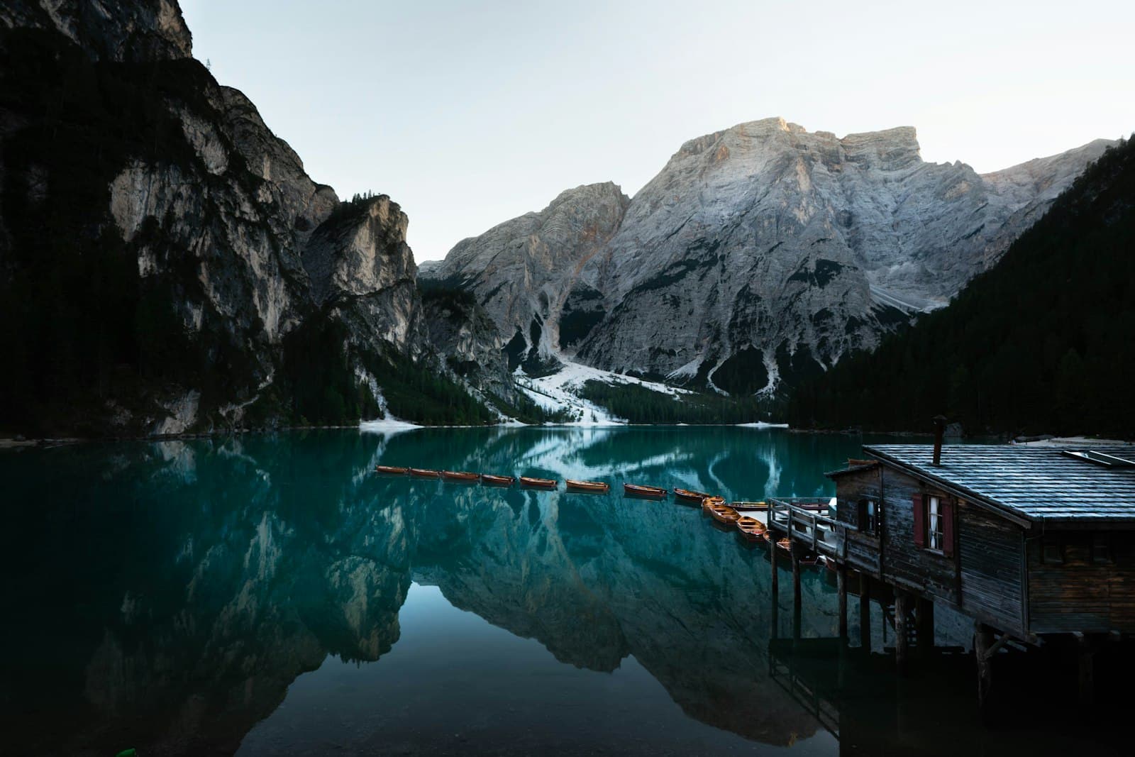 The great lakes of the Alps: a guide to Europe's most beautiful waters